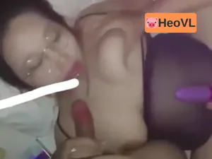 Em béo múp dễ dãi của quý to em cho địt free