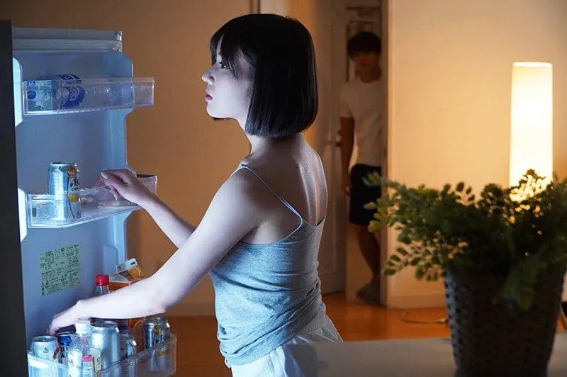 Chị vợ yêu cãi nhau với chồng đến nhà cô bạn gái ở rồi xxx luôn ông chồng em gái