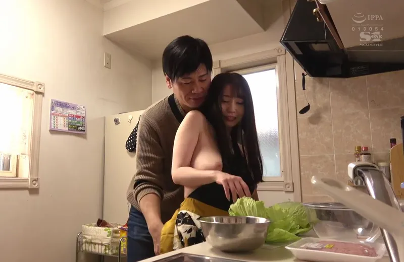 Nghi ngờ bà xã địt nhau, chồng yêu lén lắp camera và chứng kiến tất cả